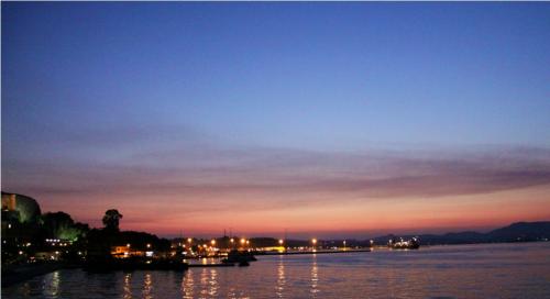 Sunset over Corfu harbour.JPG